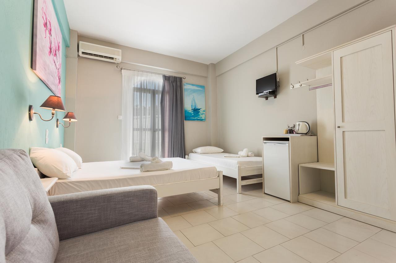 Protopapas Rooms Loutro Exterior photo